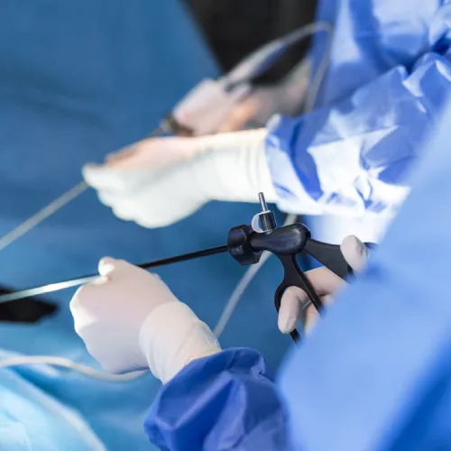 Procedimiento de biopsia renal ambulatoria CDMX con Dr. Juan Carlos Hernández Díaz